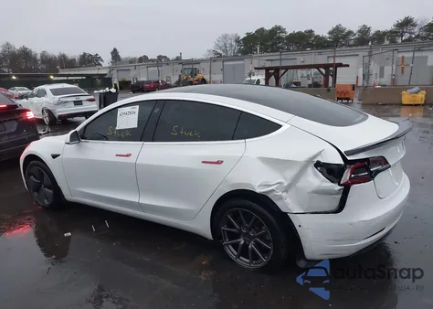 2020 Tesla Model 3 Standard Range Plus Rear-Wheel Drive/Standard Range Rear-Wheel Drive from USA, damaged, VIN 5YJ3E1EA4LF658612